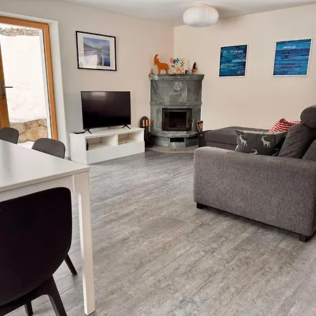 5 Zi Clavadels Bernina Apartmán