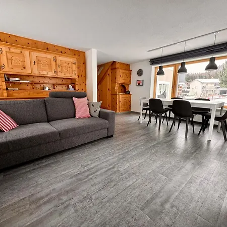 5 Zi Clavadels Bernina Lägenhet Pontresina