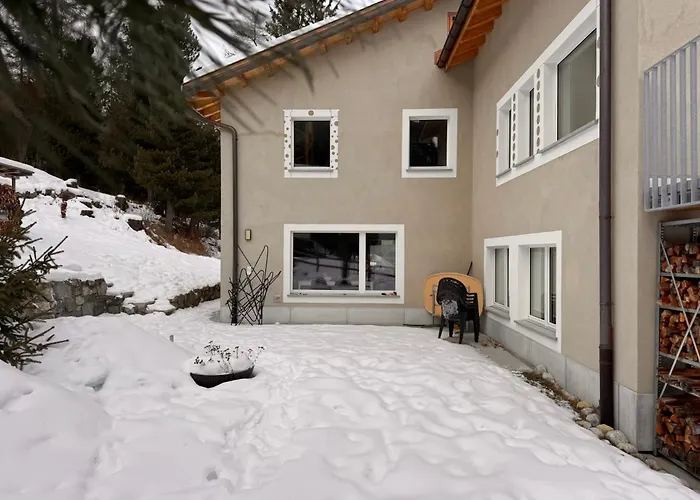 5 Zi Clavadels Bernina *